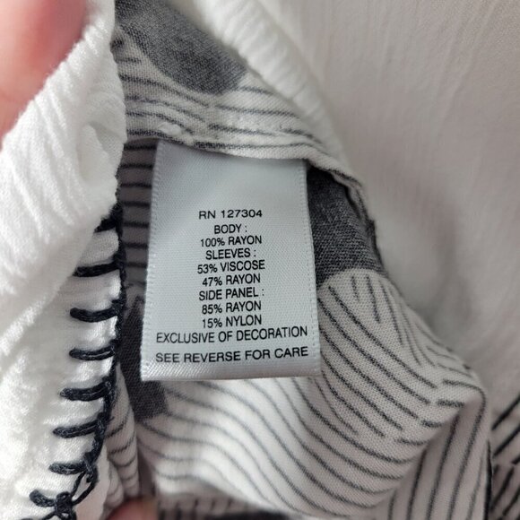 John Mark Women's Embroidered Black & White Crinkle Textured Blouse Size S - Picture 12 of 12